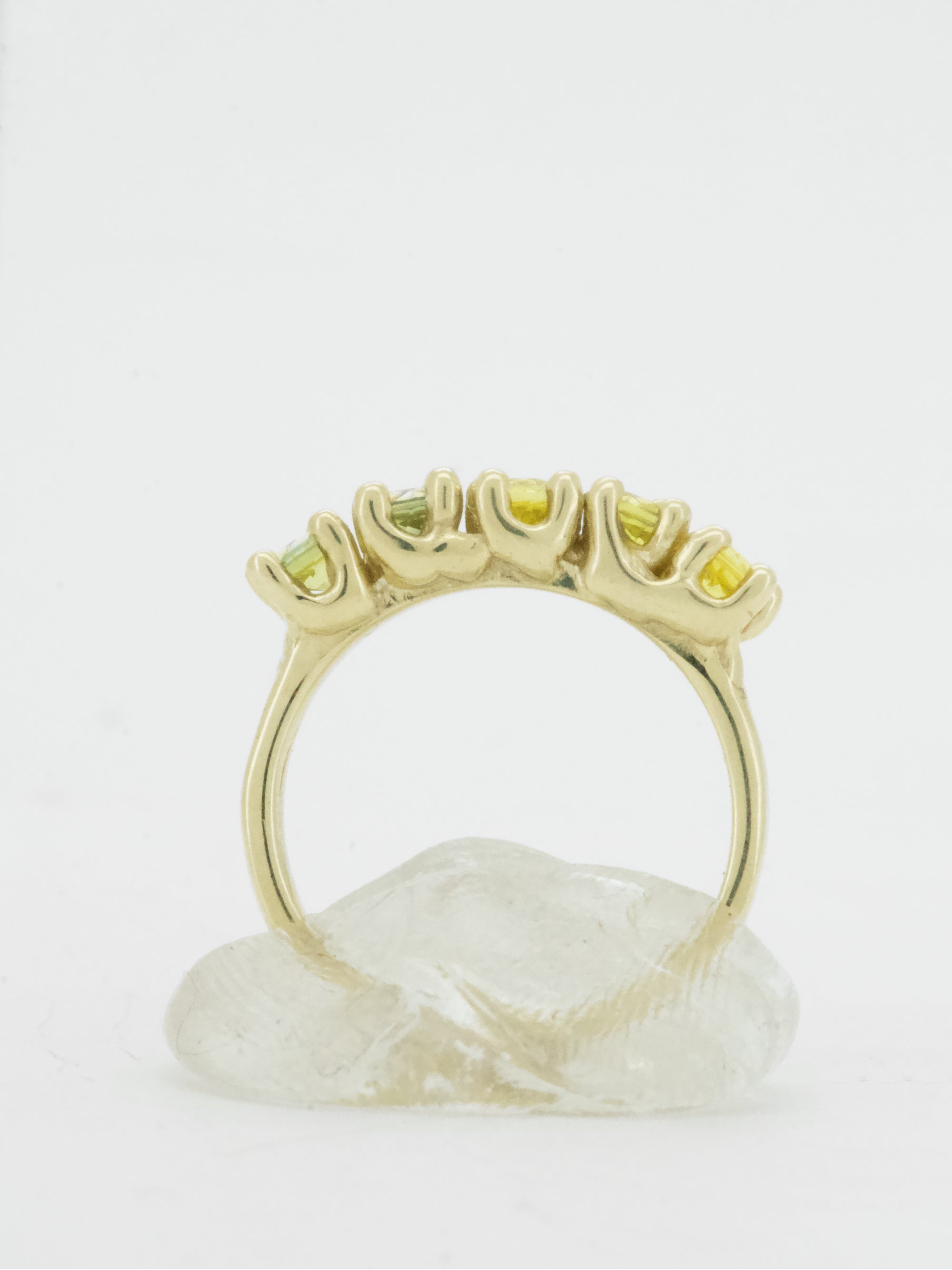Yellow sapphires + 14ct yellow gold - medium