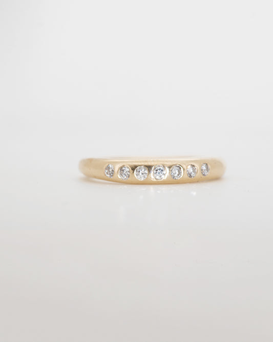 Solid 9ct gold slender Nuque + white diamonds - Ready to send