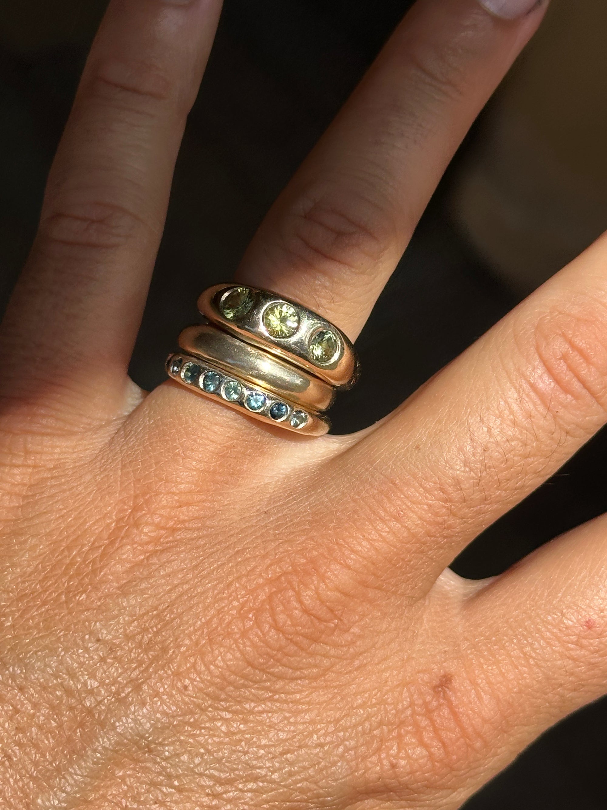 Slender Nuque + teal sapphires