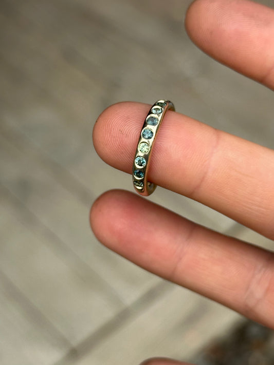 Slender Slender Nuque + teal sapphires