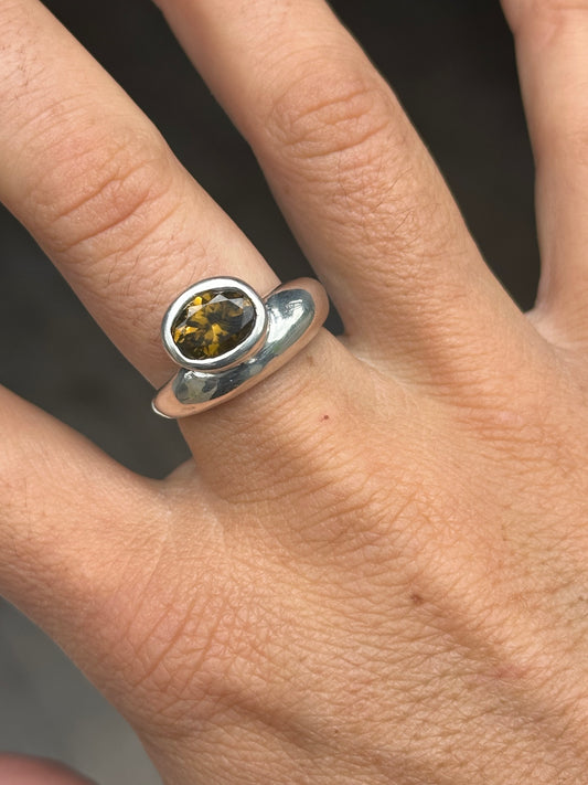 Nuque + Zircon - brown