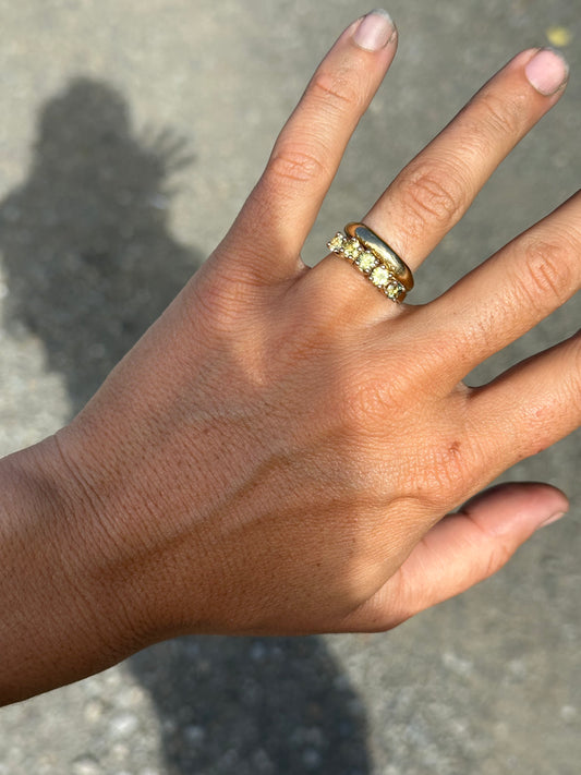 Yellow sapphires + 9ct yellow gold - large